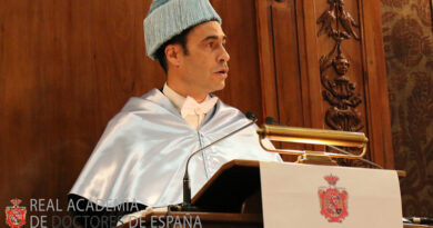 Alejandro Román, Académico de Número de la RADE